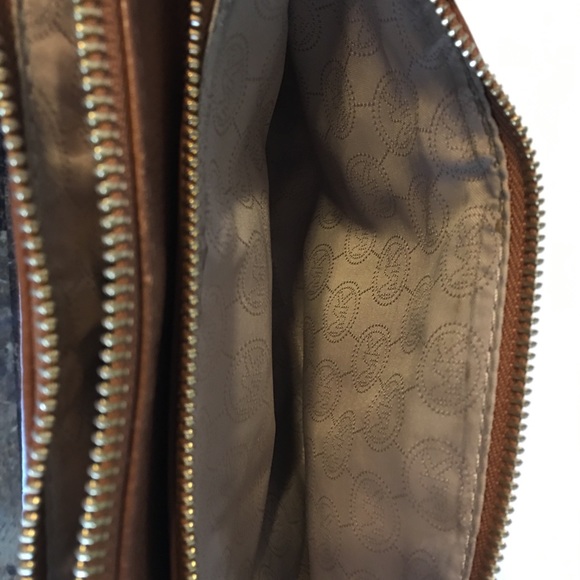 Michael Kors doble zip cross body πππΈπ - Picture 6 of 8